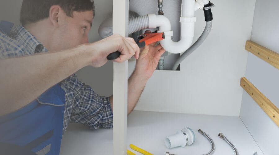 Professional same day plumber in Bloomington, TX